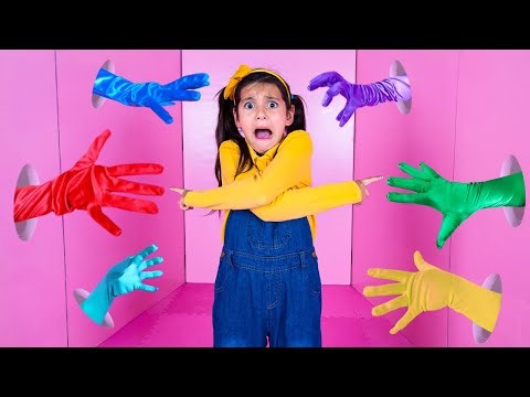 Ellie Emma y Charlotte Juegan el Reto de Colores Para Ganar un Premio de Sorpresa