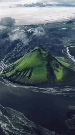 Vestrahorn Mountain & Stokksnes: A Stunning Iceland Ocean View