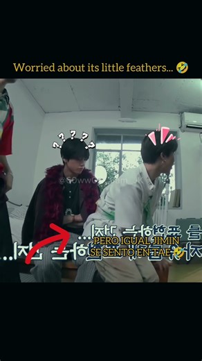 Jiminaaaa you are crushing my scarf🤣 #jimin #taehyung #bts