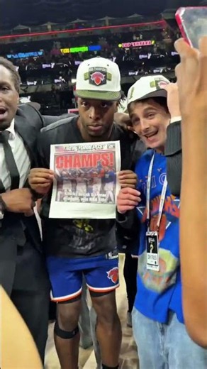 Timothée Chalamet was having the time of his life celebrating the Knicks Championship last night 🥳🏆
