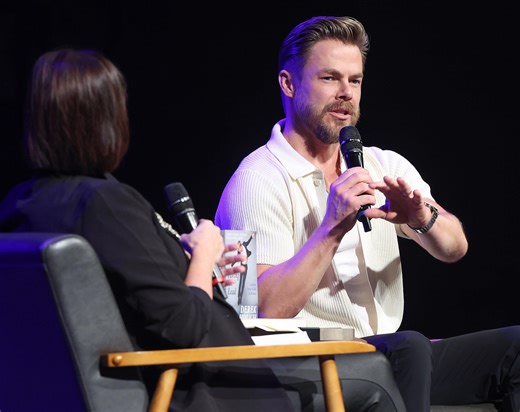 Derek Hough of 'Dancing with the Stars' inspires Stark Library crowd