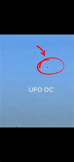 HUGE Blue UFO Hovering Over Washington Monument! 🛸 #uap #ufotwitter #ufox #disclosure #orbs