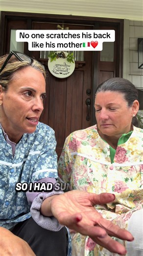 #JennAndMel #fyp #ItalianAmerican #humor #italian | Back Scratching