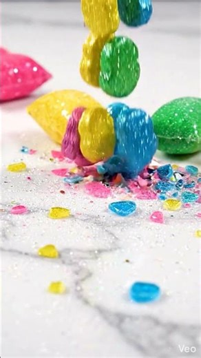 SHATTERING CANDY DROPS