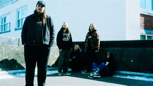 Split Chain Drop Sweeping New Single 'scatterbrain'
