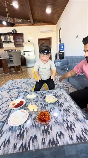 😂😂😂😂 #يحيى_الزعبي #fyp #funny #prankvideo #funnyprank #memes