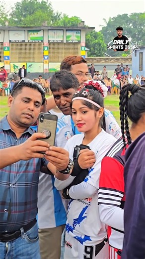 “One frame with the viral goalkeeper — this moment is special 📸⚽” #highlights #foryou