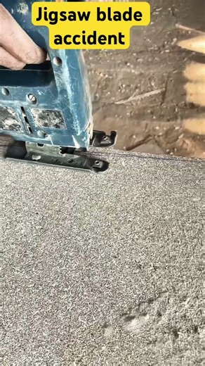 Jigsaw blade brake down #wood #wheelsaw #carpentry #jigsaw #woodworking #foryou #bridgesaw #viral