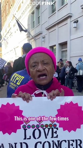 New Yorkers tell Jeffries END THE WAR IN IRAN!