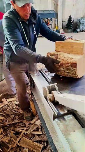 Extremely Satisfying Wood Splitting 😱 #shorts #firewood