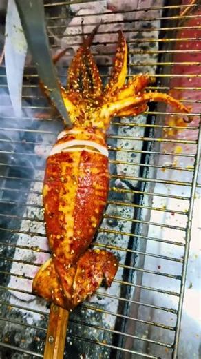 Delicious grilled squid. #shorts