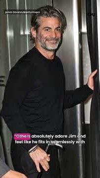 Jennifer Aniston’s Friends Remain ‘Not Sold’ on Boyfriend Jim Curtis After 1 Year of Dating, Source