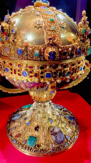 This Medieval Object Held a Saint’s Skull