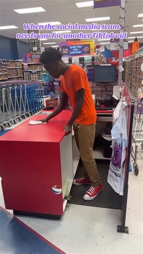 Phantom Fireworks of West Palm Beach 🌴 on Instagram: "At PhantomFireworks we always deliver! 😎 @phantomfireworks #phantomfireworks #fireworks #fyp"