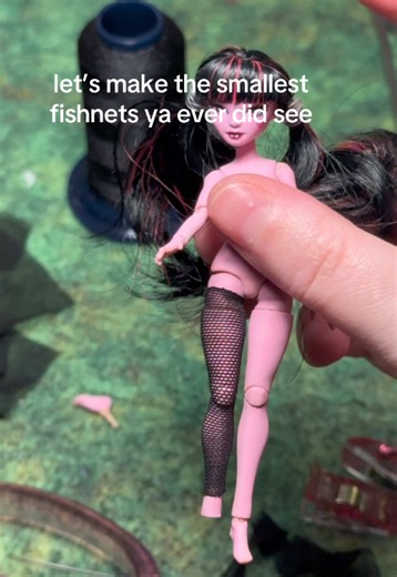 SMALL!!!!!!!! This took me a few tries before figuring out how to make these, the fist edition was all sewn and it was so bulky #ooak #ooakdoll #customdoll #mhdoll #minidoll