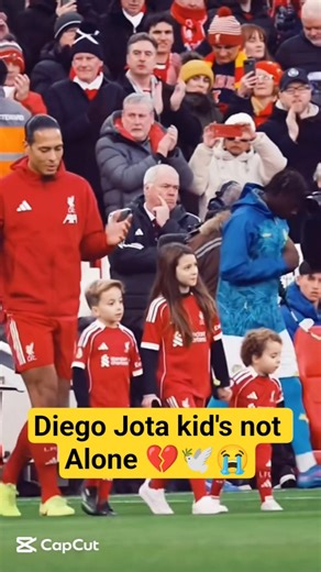 Diego Jota kid's not Alone 💔🕊😭 #cristianoronaldo #digo #shortsfeed #shorts #viralshorts