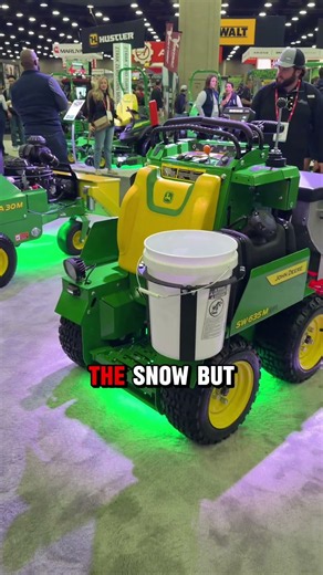John Deere's New Sidewalk Machine Looks Amazing