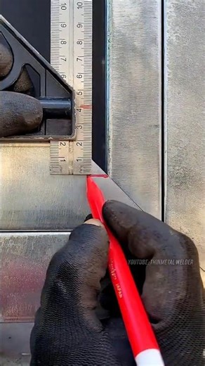 Quick trick for thin metal fabrication #welding #welder #metalwork #fabrication