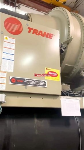 Giant Trane Water Chiller Earthwise 1000 Tons #chiller
