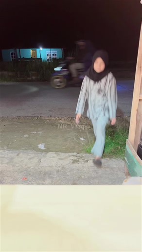 Sipaling Waffmilk: Enjoying Milk and Wafello Treats