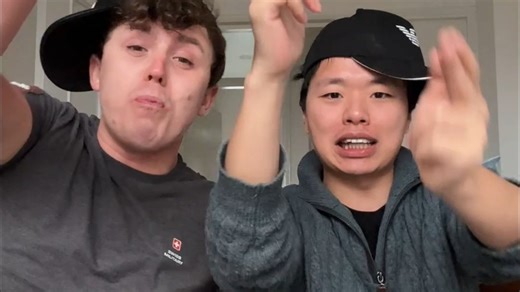 给他一点小小的文化冲击！