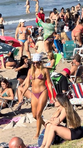🇦🇷 Mar del Plata Beach A Sunny Day