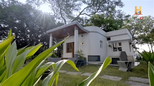 🏗️ 21 days. One 3D printer. An entire house!Developed by @Tvasta3D, India’s first 3D printed house demonstrates how new technology could make construction faster, more efficient and less wasteful.Forget printing documents. We’re printing buildings now! 🖨️🏠 #OMGIndia https://t.co/9I0m03efUr