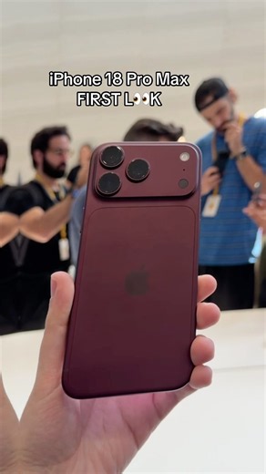 Meet the iPhone 18 Pro Max: variable aperture, up to 45 hours of battery life & the A20 Pro chip📱