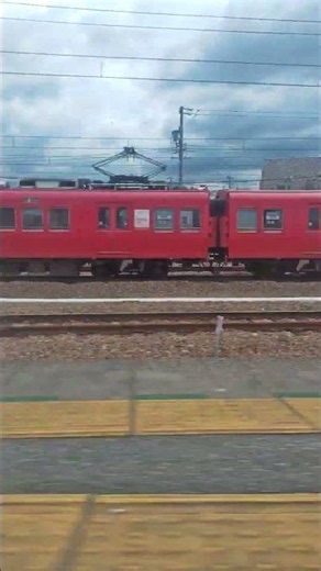 【名鉄特急の車内から】国府駅を通過する快速特急豊橋行き