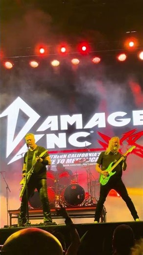 That riff that changed everything...🌙 DAMAGE INC 🎥4K #metallica #entersandman #metal #thrashmetal