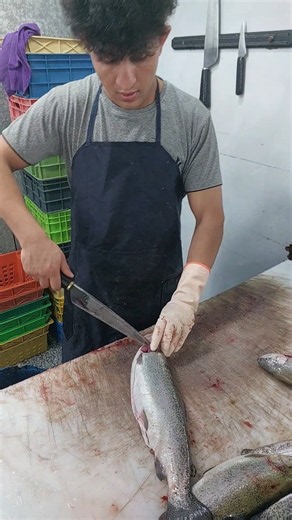 How to Fillet a Fish FAST! 🔥 Easy Fish Filleting Technique