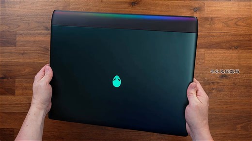 外星人（Alienware）游戏本国家补贴AREA-51 16英寸高性能笔记本电脑 5090显卡 酷睿Ultra 9 32G 2T 2.5K 240Hz 1
