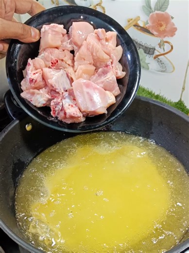 Kachi Roti with Garm Oil and Chicken Snacks Recipe