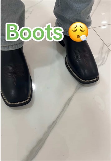 Shop Stylish Cowboy Boots Online Today