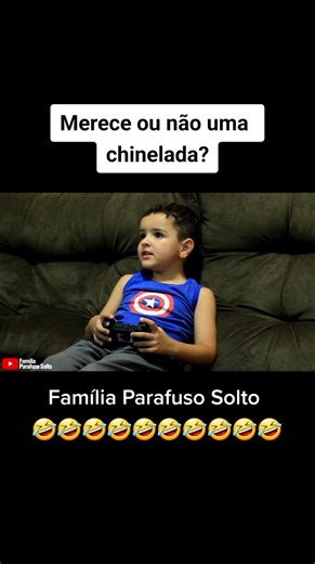 Merece ou não merece uma chinelada?