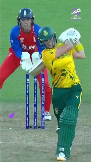 Vote for your @rexonaindia6182 POTD from the second semi-final between England and South Africa