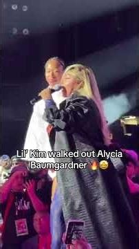 Brooklyn’s own Queen Bee made an appearance at the Garden 🔥