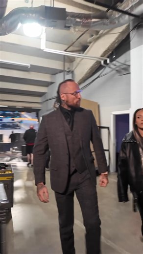 #AleisterBlack looks to end things once and for all with #DamianPriest when they throw down in an AMBULANCE MATCH TONIGHT on #SmackDown 😳🚑 | WWE