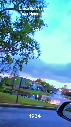 Bruce Springsteen - Your Hometown - 1984 #brucespringsteen #yourhometown #retro #rock #80s