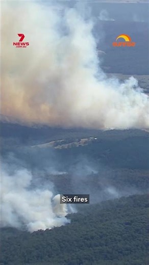 Residents urged to evacuate as bushfire tears through Victoria