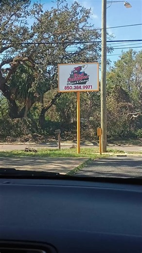 Downtown Pensacola red snapper restaurants near me