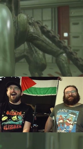 Getting munched by the #Alien is always rough #alienisolation #survivalgame #horrorgames