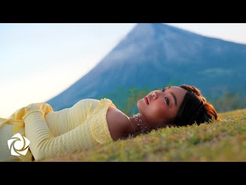 CARMELLE - 'Morena' Official Music Video