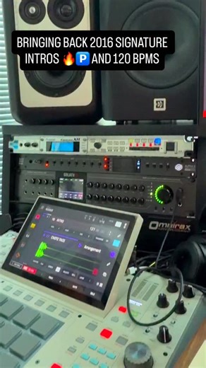 Nigga would’ve pulled right up at QC and this would’ve been the first beat I played for @migos no cap 😂😂😂 feelin throw backish today #JUMPSHOTS | Honorable C-Note