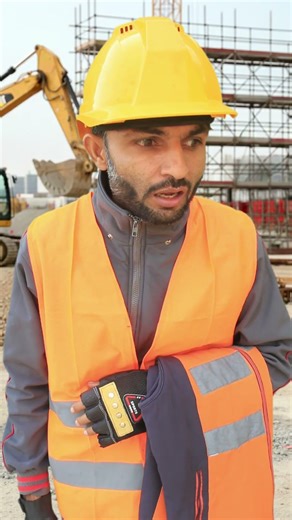 Weird and Crazy Worker Moments🤪🧱