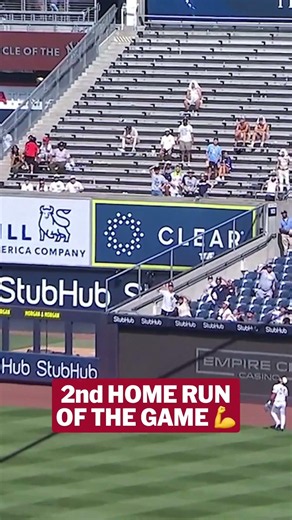 Josh Bell leaves the yard AGAIN! This time, from the other side of the plate 😲