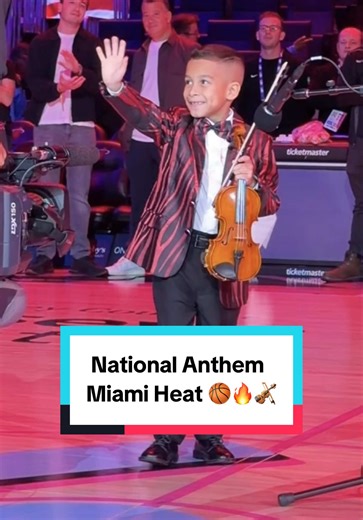 🌟 Jelijah Diaz (7) performs the National Anthem The Star Spangled Banner on the violin for NBA team Miami Heat 🏀🔥🎻🎶 @Miami HEAT #violin #nationalanthem #talentedkids #youngtalent #violinist