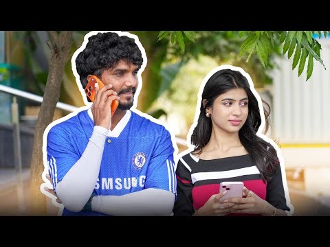 Pretending to Talk to My Mom… While Flirting With a Stranger 😭