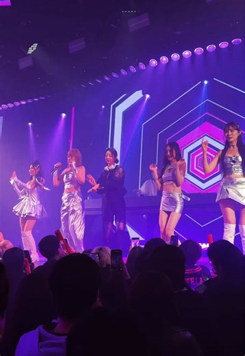 太扯了，這輩子沒想過能看到這首歌原唱😭EXID慧潾陪大家跨年 #exid #台中夜店 #跨年 #夜店 #韓團