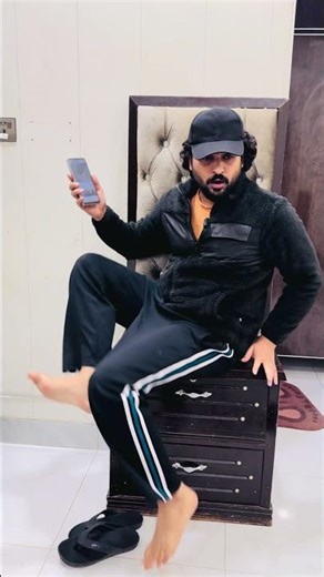 Ais kay kaam daikho 🤣🤣 #funny #trending #comedy #youtubeshorts #shorts